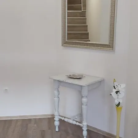 Julia *